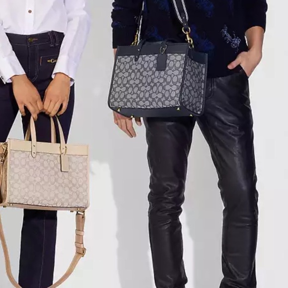 COACH Signature Jacquard Field Tote 30 Navy - Picture 9 of 11